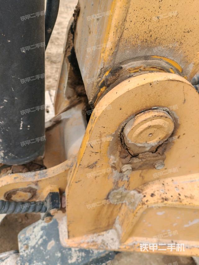 小臂整體右前（工作和回轉(zhuǎn)裝置）