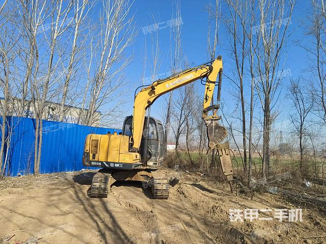 駕駛室整體（整機外觀）