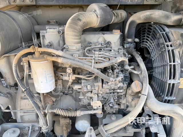 發(fā)動(dòng)機(jī)整體俯視（整機(jī)外觀）