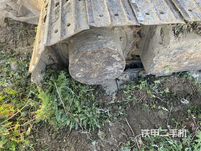 右驅動輪（行走機構）