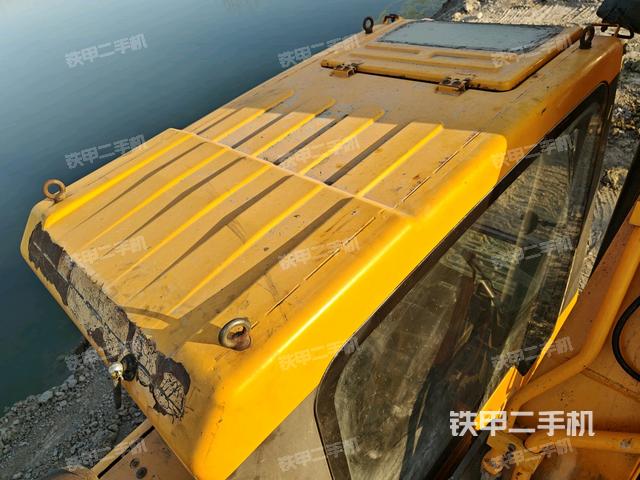 駕駛室頂部俯視(上車部件) 駕駛室頂部俯視(上車部件)