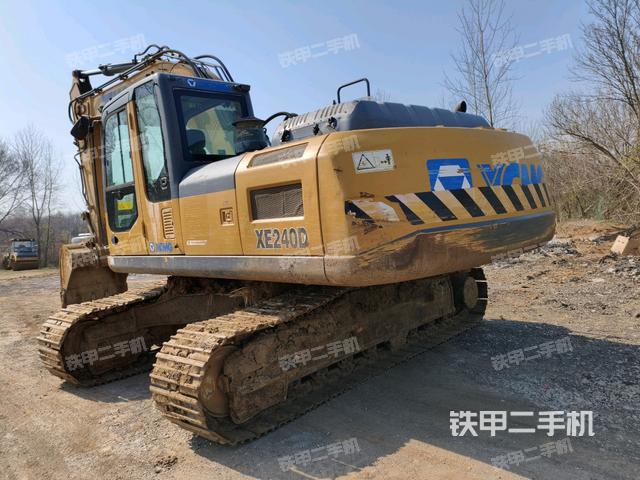 整機(jī)右后45°(整機(jī)外觀) 整機(jī)右后45°(整機(jī)外觀)