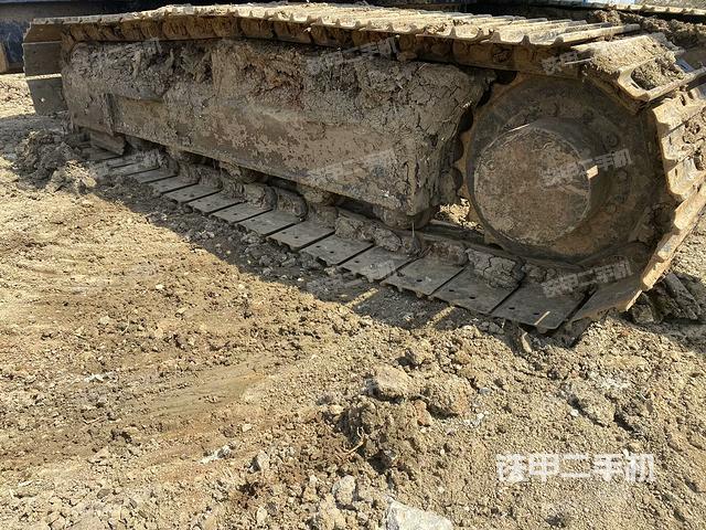 左側(cè)履帶整體?（行走機(jī)構(gòu)）