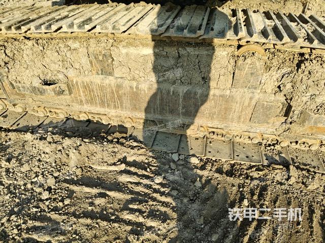 左導向輪(行走機構) 左導向輪(行走機構)