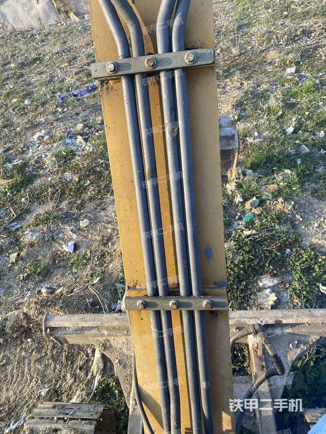 大臂背部俯視（工作和回轉裝置）