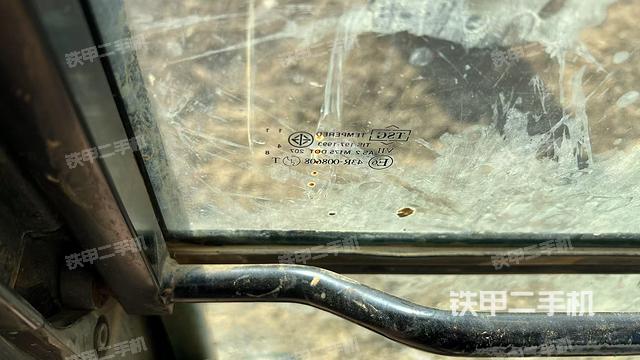 右側(cè)玻璃角標（駕駛室部分）