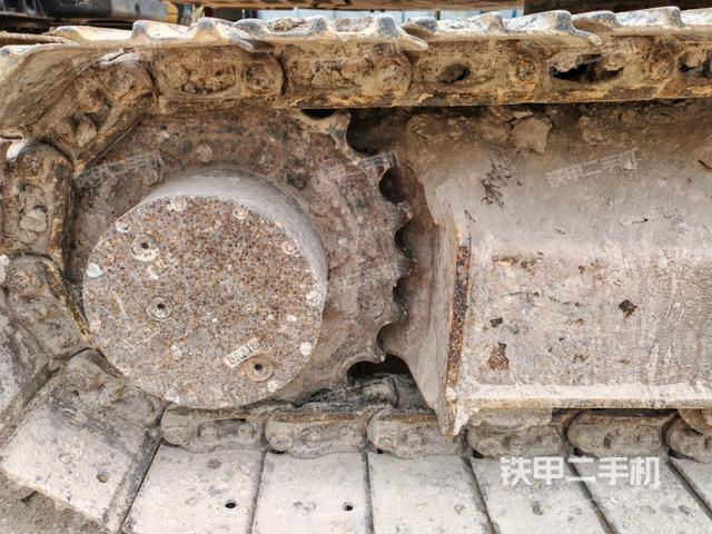 左驅(qū)動(dòng)輪（行走機(jī)構(gòu)）