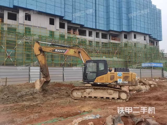 三一重工SY205C挖掘機(jī)