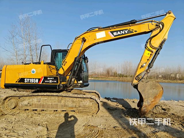 右后45(整機外觀) 右后45(整機外觀)