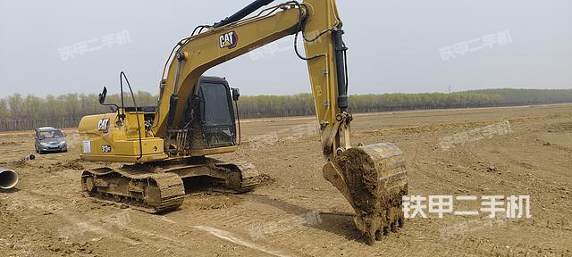 驾驶室顶部（整机外观）