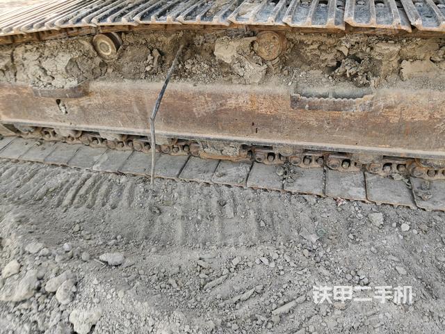 左驅(qū)動(dòng)輪(行走機(jī)構(gòu)) 左驅(qū)動(dòng)輪(行走機(jī)構(gòu))