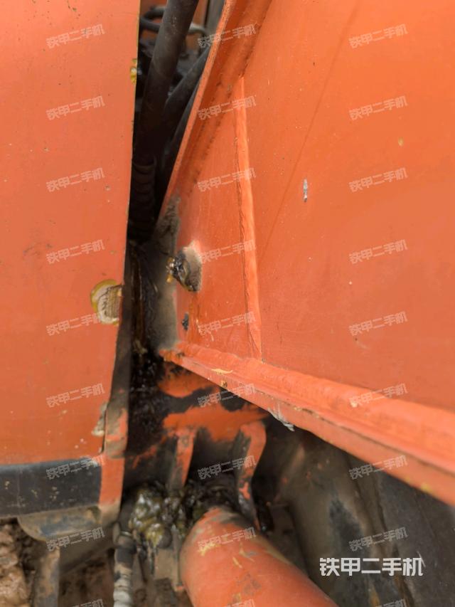 大臂根部?斜(工作和回轉(zhuǎn)裝置) 大臂根部?斜(工作和回轉(zhuǎn)裝置)