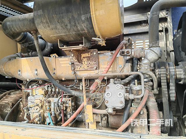 發(fā)動機(jī)右側(cè)(整機(jī)外觀及大件) 發(fā)動機(jī)右側(cè)(整機(jī)外觀及大件)