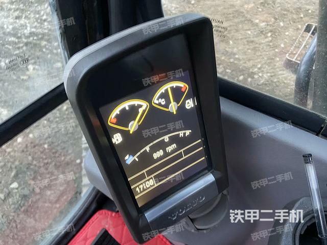 顯示屏?(駕駛室部分) 顯示屏?(駕駛室部分)