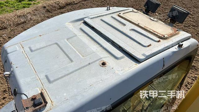 駕駛室頂部俯視（上車部件）