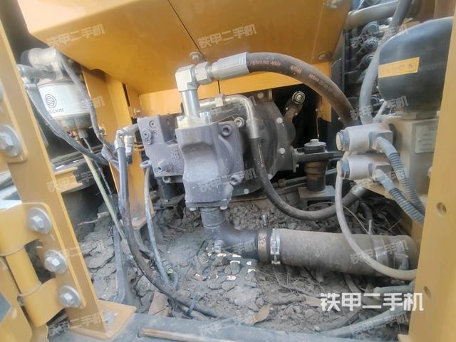 液壓泵室(大件艙室) 液壓泵室(大件艙室)