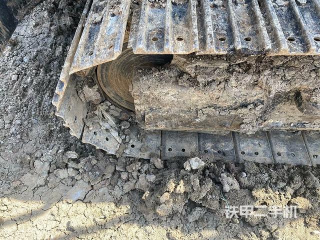 左導(dǎo)向輪（行走機(jī)構(gòu)）