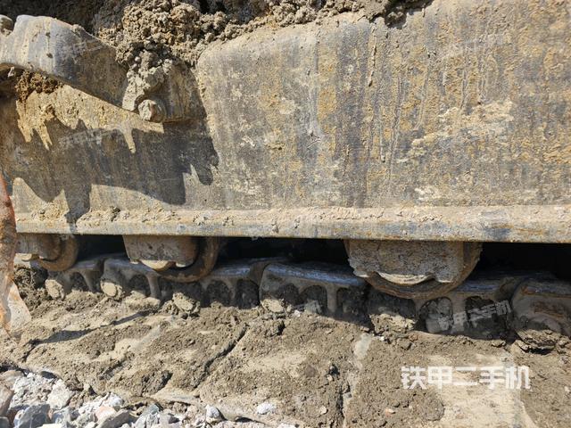 右側(cè)履帶整體（行走機(jī)構(gòu)）