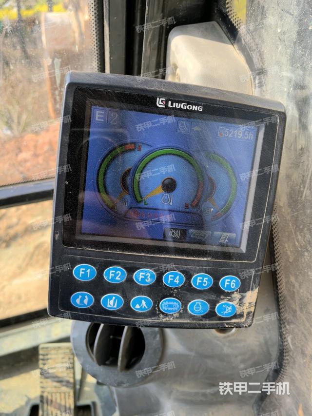 顯示屏?（駕駛室部分）