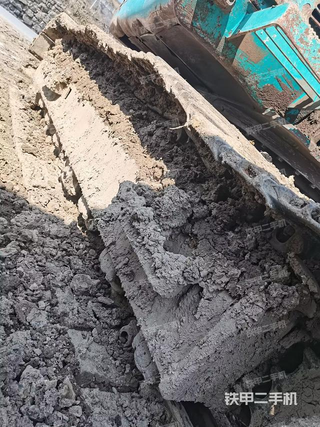 单侧履带整体（整机外观）