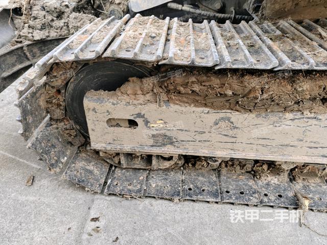 左驅(qū)動(dòng)輪(行走機(jī)構(gòu)) 左驅(qū)動(dòng)輪(行走機(jī)構(gòu))