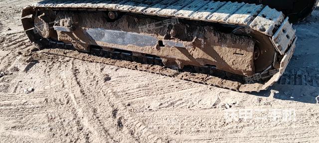 單側(cè)履帶整體（整機(jī)外觀）