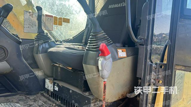 頂棚整體（駕駛室部分）