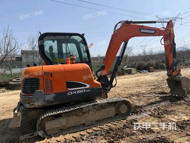 整機(jī)右后45°（整機(jī)外觀）