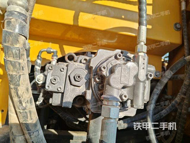 液壓泵室(大件艙室) 液壓泵室(大件艙室)