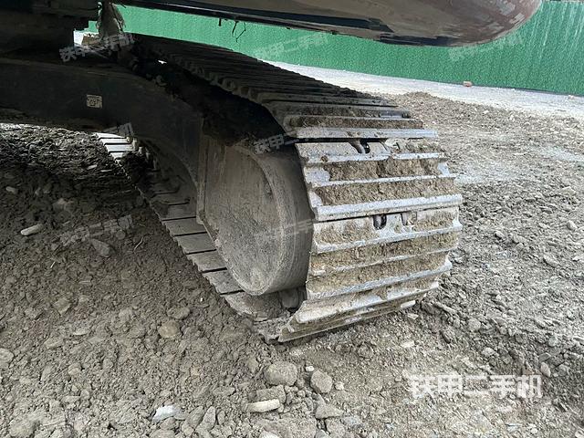 左側(cè)行走馬達(dá)蓋板(行走機(jī)構(gòu)) 左側(cè)行走馬達(dá)蓋板(行走機(jī)構(gòu))