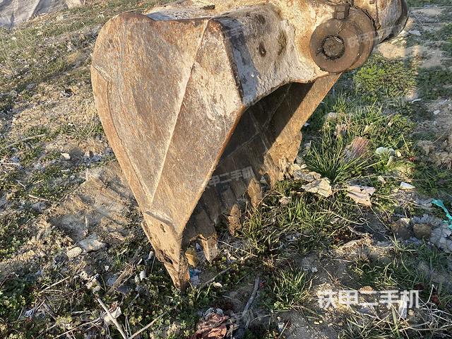 鏟斗右后整體（工作和回轉裝置）