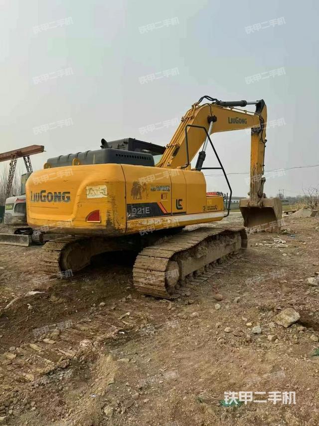 整機右后45°(整機外觀) 整機右后45°(整機外觀)