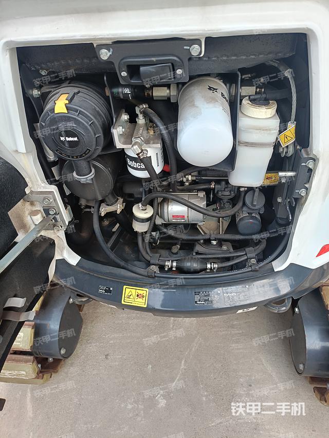 發(fā)動(dòng)機(jī)整體俯視（整機(jī)外觀）