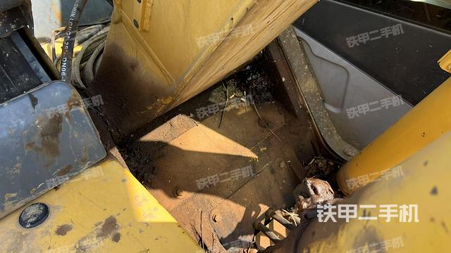 大臂根部?斜視（工作和回轉(zhuǎn)裝置）