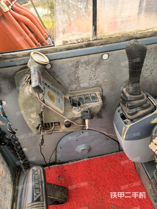 顯示屏?(駕駛室部分) 顯示屏?(駕駛室部分)