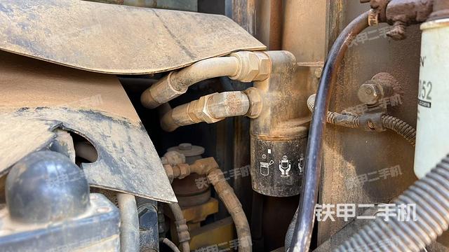 液壓泵斜45?左（大件艙室）