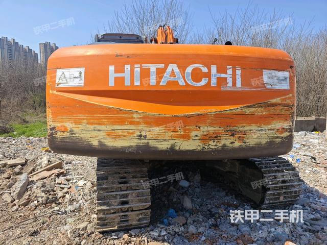 液壓泵斜45?左（大件艙室）