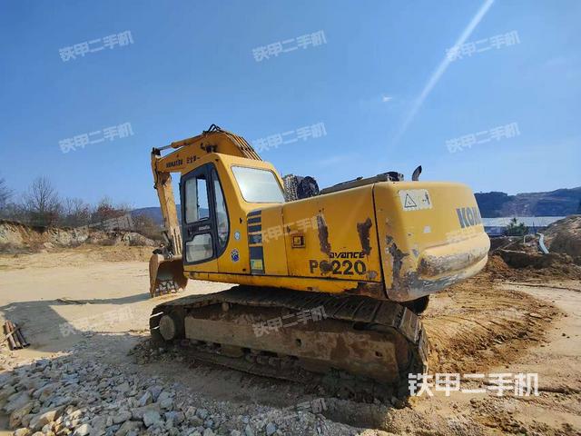 駕駛室整體（整機外觀）