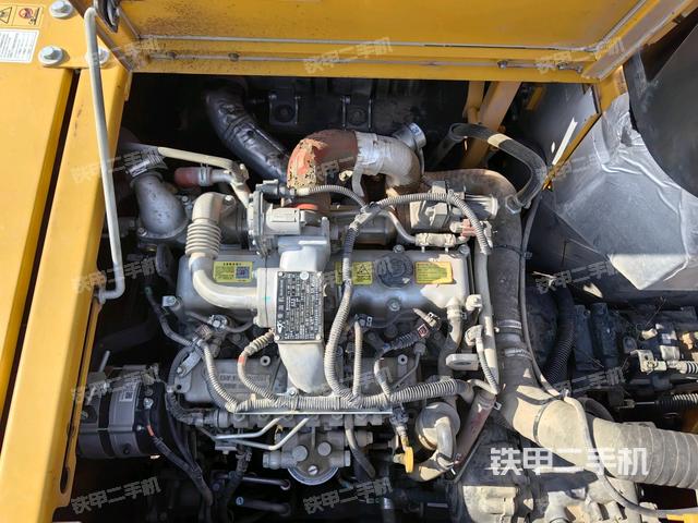 發(fā)動機室(上車部件) 發(fā)動機室(上車部件)