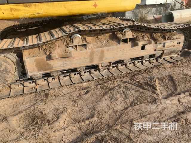 左側(cè)履帶整體?（行走機(jī)構(gòu)）