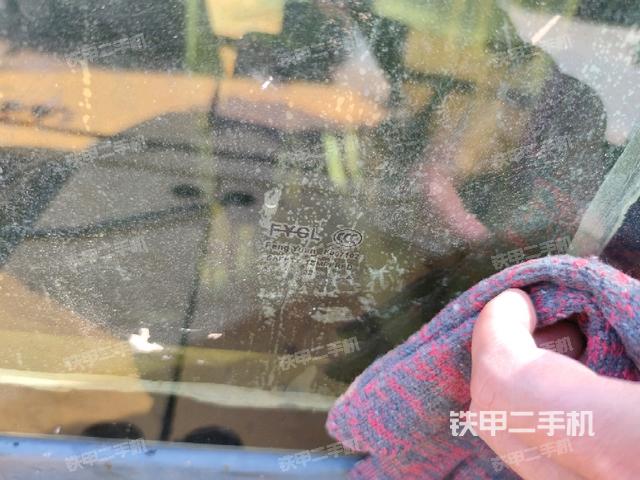 后窗玻璃角標(biāo)(駕駛室部分) 后窗玻璃角標(biāo)(駕駛室部分)