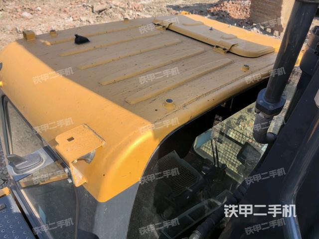 駕駛室頂部俯視（上車部件）