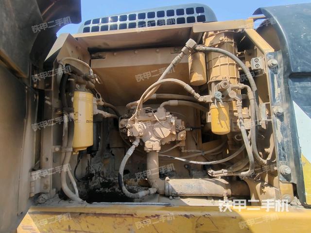 液壓泵室（大件艙室）