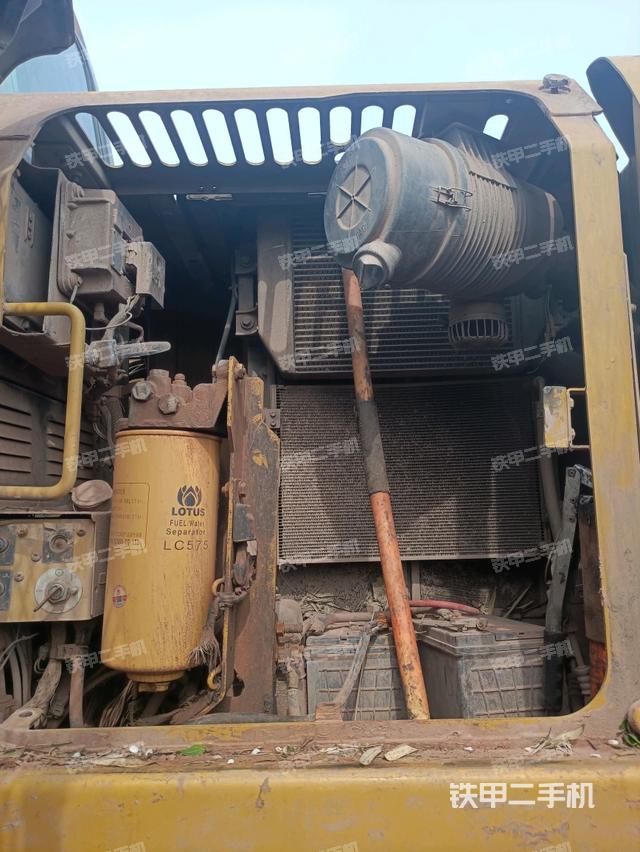 散熱器正面（大件艙室）