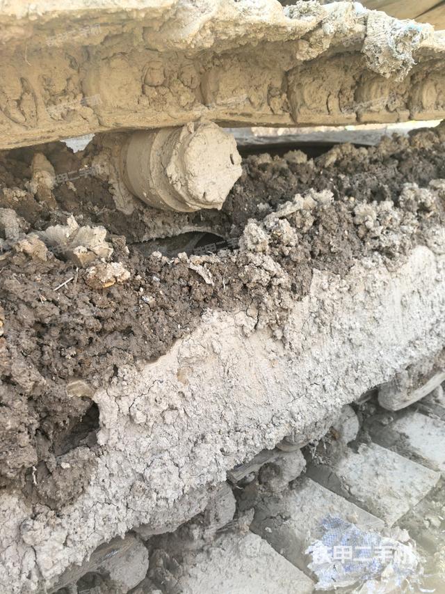 右側(cè)履帶整體（行走機(jī)構(gòu)）