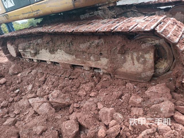 左導向輪（行走機構(gòu)）