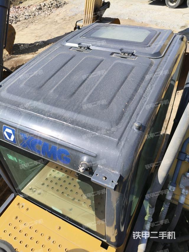 駕駛室頂部俯視(上車部件) 駕駛室頂部俯視(上車部件)