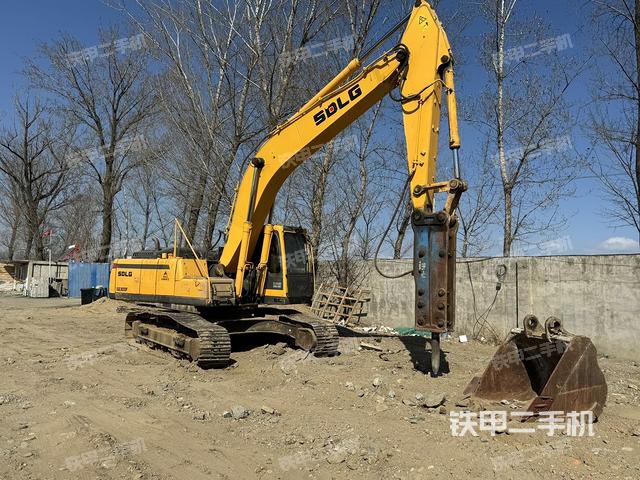 整機右后45°（整機外觀）