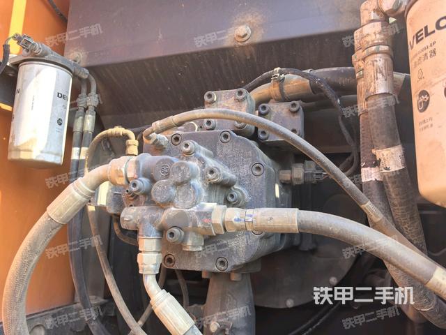 液壓泵斜45?左(大件艙室) 液壓泵斜45?左(大件艙室)