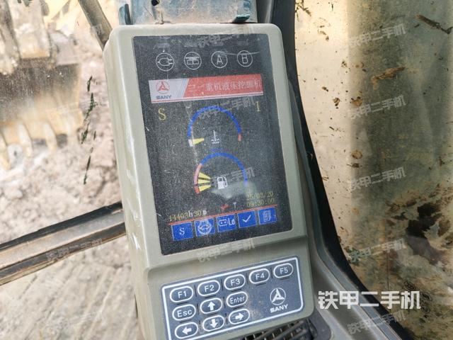 小時(shí)表(駕駛室部分) 小時(shí)表(駕駛室部分)